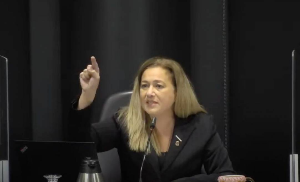 La mairesse de Brossard lève le ton en séance du conseil municipal