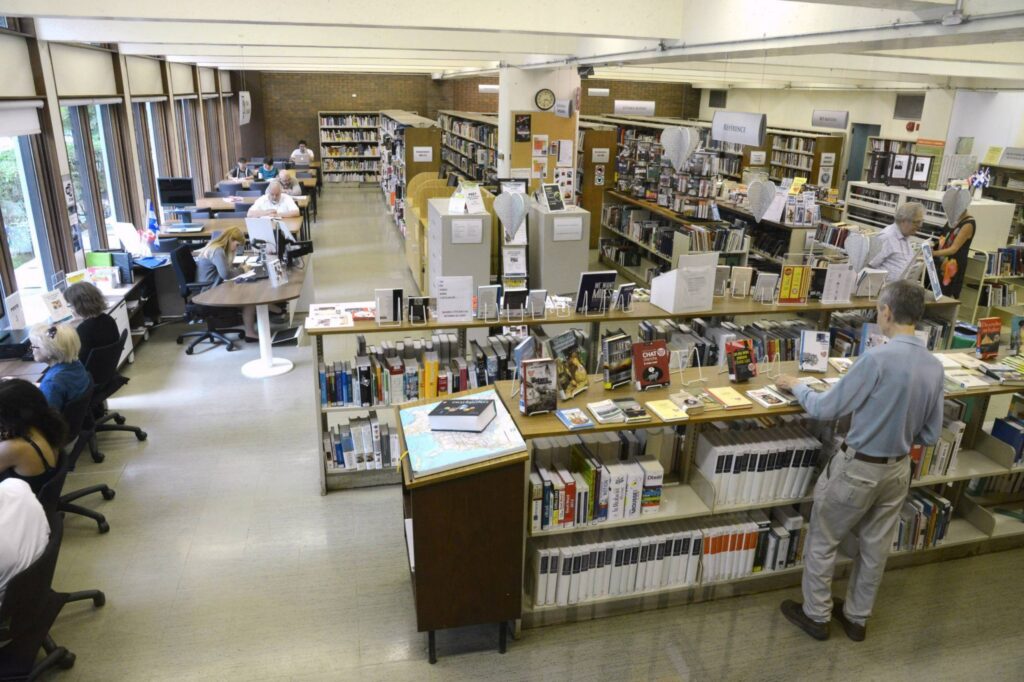 Bibliothèques : subvention de 1,65 M$ pour l’acquisition de documents